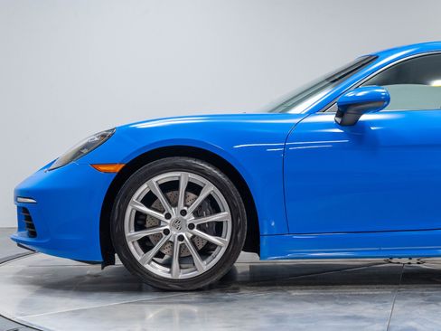Used 2025 Porsche 718 Cayman RWD image 38