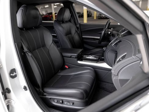 Used 2018 Acura RLX w/ Technology Package FWD image 25