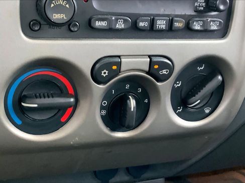 Used 2004 Chevrolet Colorado LS w/ Power Convenience Package image 25