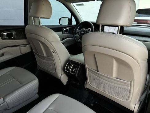 Used 2023 Kia Sorento SX FWD image 26