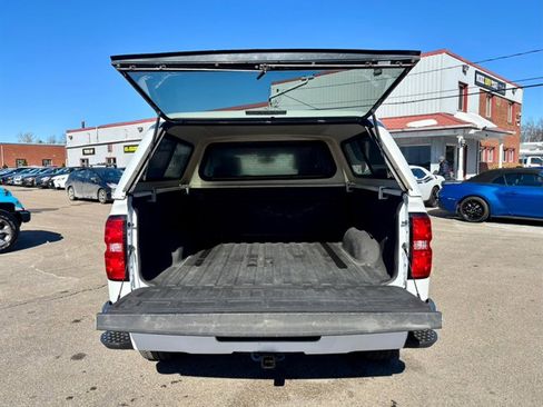 Used 2018 Chevrolet Silverado 1500 Custom w/ Custom Value Package image 29