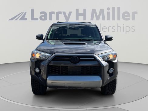 Used 2020 Toyota 4Runner TRD Off-Road Premium AWD/4WD image 8