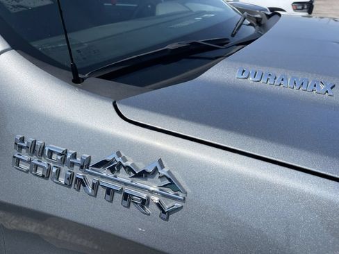 Used 2024 Chevrolet Silverado 1500 High Country AWD/4WD image 11