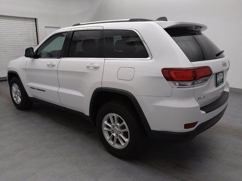 Used 2020 Jeep Grand Cherokee Laredo image 3
