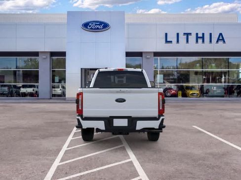 Used 2026 Ford F250 XLT w/ XLT Premium Package AWD/4WD image 5