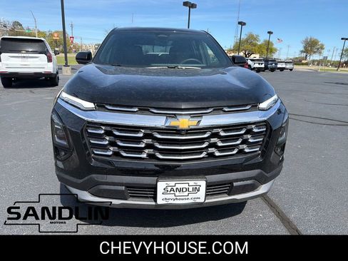 New 2026 Chevrolet Equinox LT w/ Convenience Package II image 3