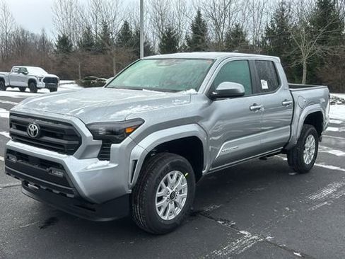 New 2026 Toyota Tacoma SR5 image 2