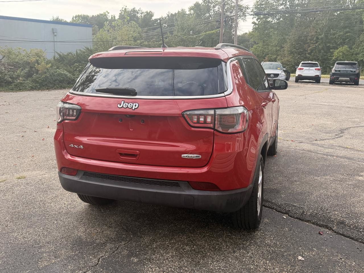 Used 2018 Jeep Compass Latitude AWD/4WD image 6