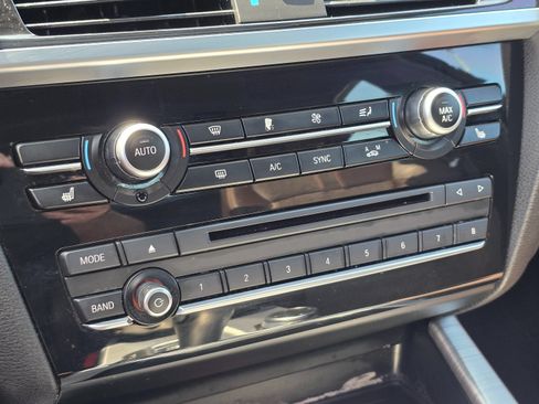 Used 2018 BMW X4 M40i AWD/4WD image 32