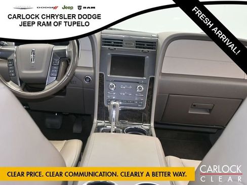Used 2017 Lincoln Navigator Select image 43