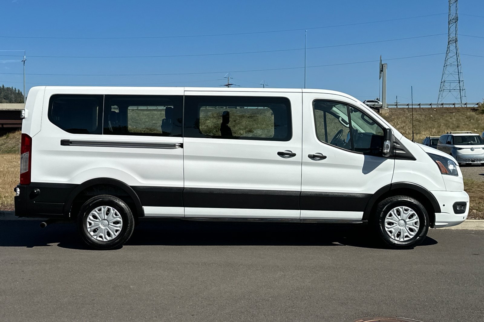 Used 2024 Ford Transit 350 XLT RWD image 2