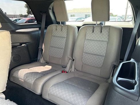 Used 2015 Ford Explorer XLT w/ Equipment Group 201A image 15