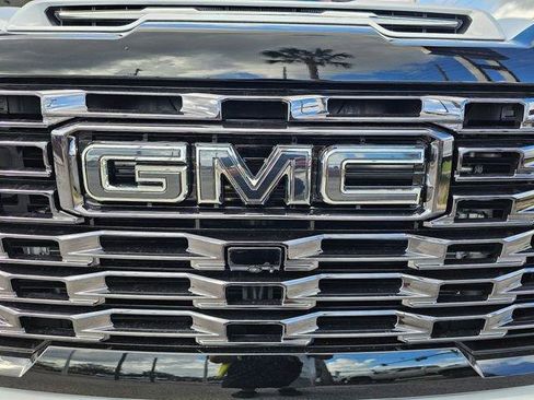 New 2026 GMC Sierra 2500 Denali Ultimate image 11