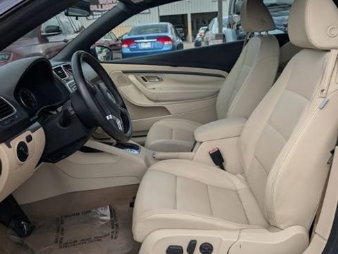 Used 2010 Volkswagen Eos Komfort image 7