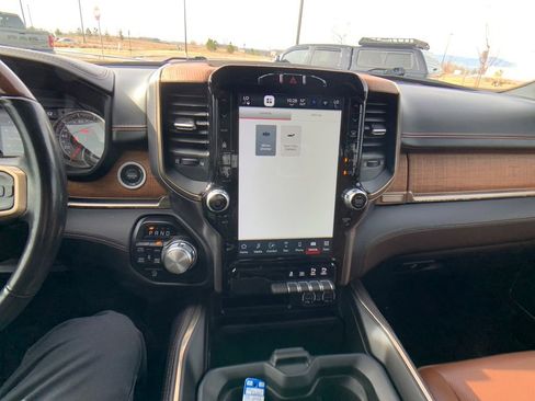 Used 2022 RAM 1500 Limited w/ Body Color Bumper Group image 19