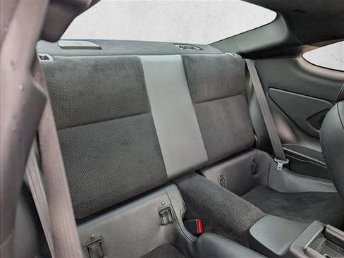 Used 2022 Toyota GR86 Premium image 17