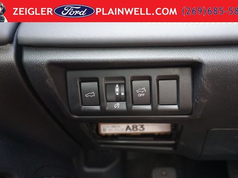 Used 2025 Subaru Outback Onyx Edition AWD/4WD image 30
