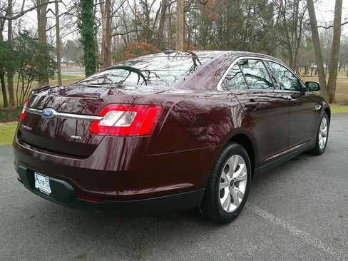 Used 2011 Ford Taurus SEL w/ 201A Rapid Spec Order Code image 5