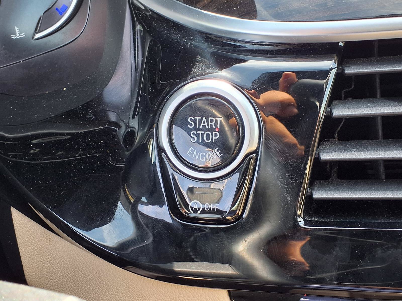 Used 2019 BMW 540i w/ Convenience Package RWD image 6