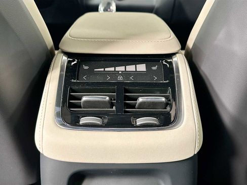 New 2026 Volvo XC90 T8 Plus image 24