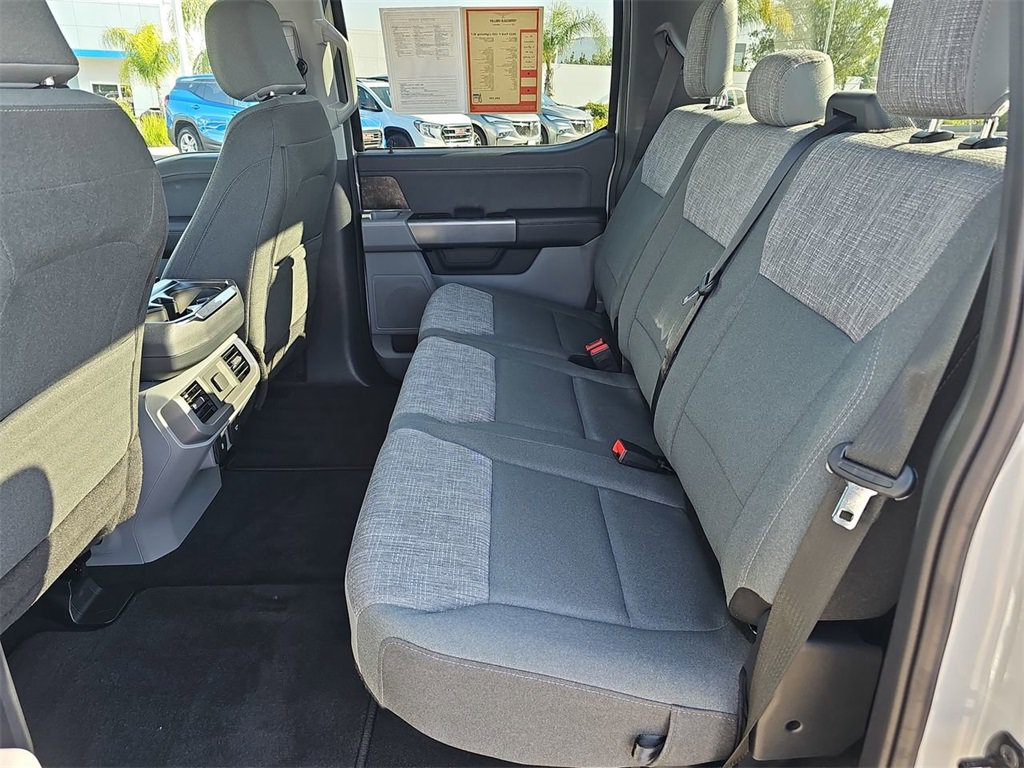 Used 2023 Ford F150 Lightning XLT AWD/4WD image 24