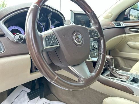 Used 2011 Cadillac SRX Luxury FWD image 22
