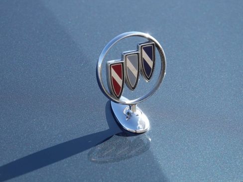 Used 1993 Buick Park Avenue Ultra FWD image 45