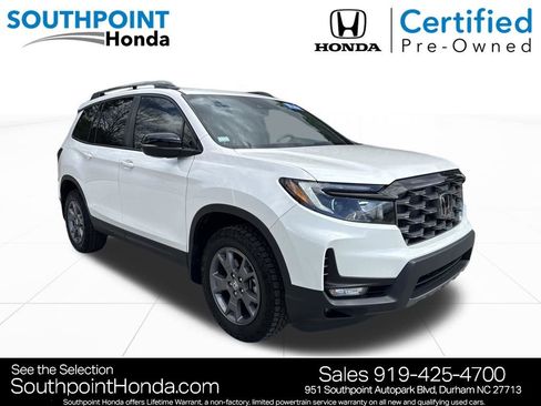 Certified 2024 Honda Passport TrailSport image 1