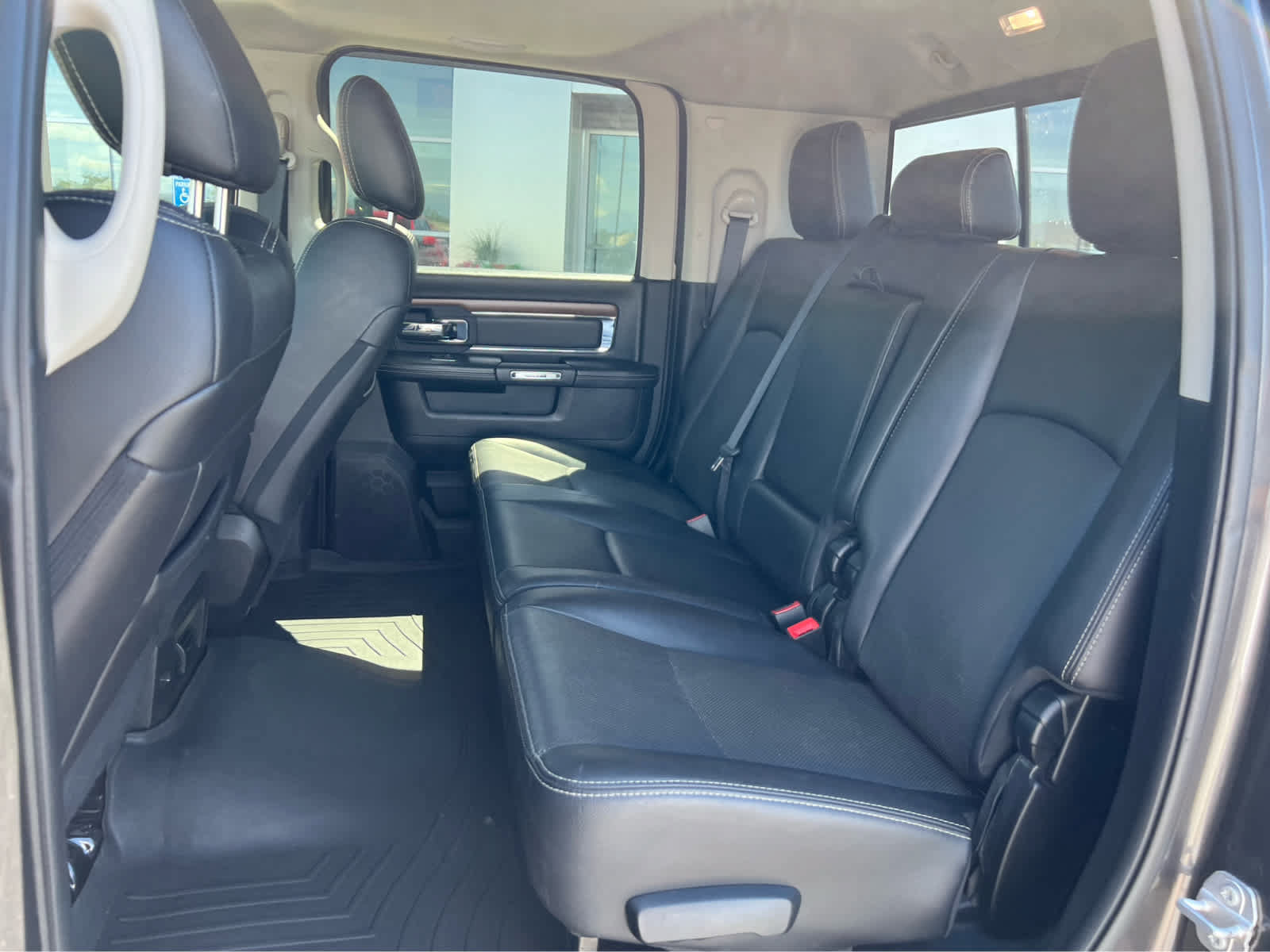 Used 2017 RAM 3500 Laramie w/ Sport Appearance Group AWD/4WD image 28