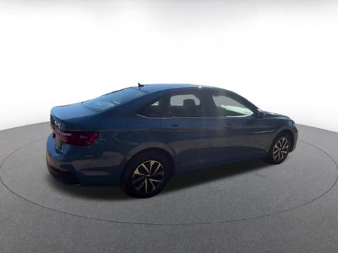 Used 2025 Volkswagen Jetta S image 12