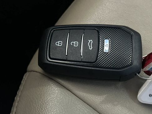Used 2012 Toyota Prius Four FWD image 29
