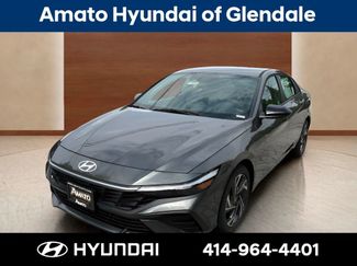 Used 2025 Hyundai Elantra Sport FWD video 1