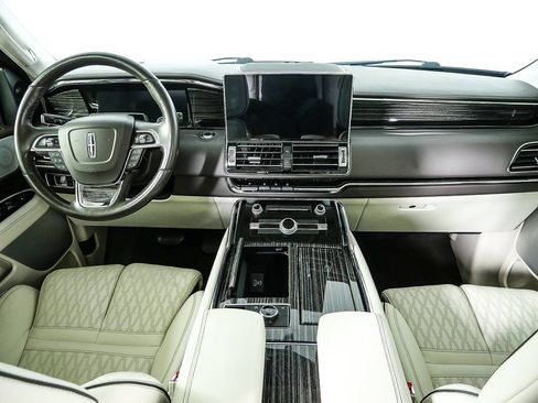 Used 2023 Lincoln Navigator Black Label image 20