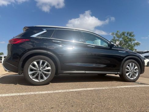 Used 2019 INFINITI QX50 Luxe w/ Navigation Package AWD/4WD image 10