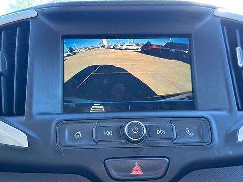 Used 2019 GMC Terrain SLE image 32