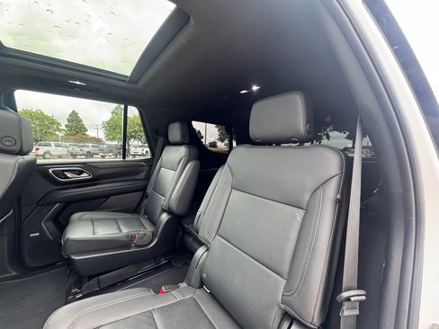 Used 2021 Chevrolet Tahoe LT w/ LT Signature Package RWD image 7