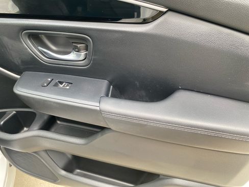 Certified 2025 Honda Pilot Touring image 35