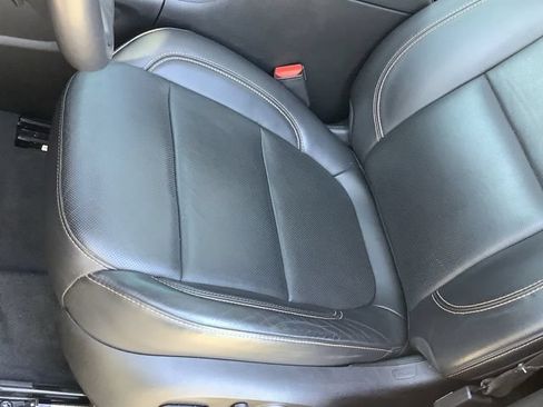 Used 2021 Chevrolet Traverse Premier AWD/4WD image 8