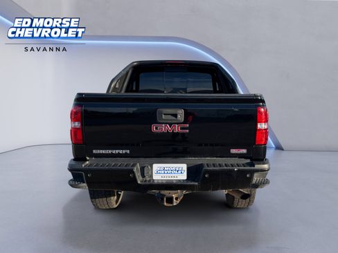 Used 2017 GMC Sierra 2500 SLT w/ All Terrain X HD Package image 4