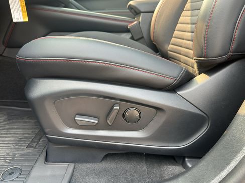New 2026 Ford Explorer ST-Line w/ ST-Line Street Pack AWD/4WD image 13