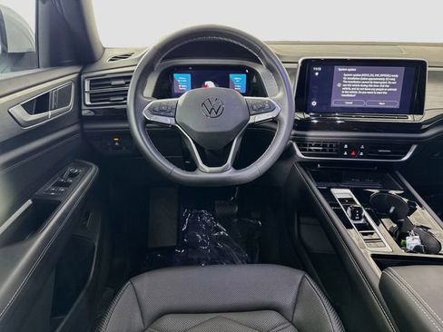 Used 2026 Volkswagen Atlas Cross Sport SE FWD image 21
