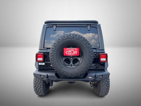 Used 2018 Jeep Wrangler Unlimited Sport AWD/4WD image 9