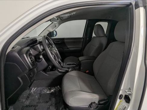 Used 2021 Toyota Tacoma SR image 14