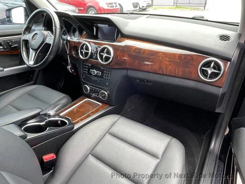 Used 2015 Mercedes-Benz GLK 350 2WD image 14