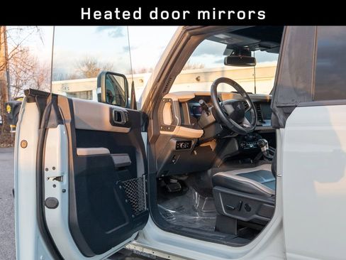 Used 2023 Ford Bronco Wildtrak image 11