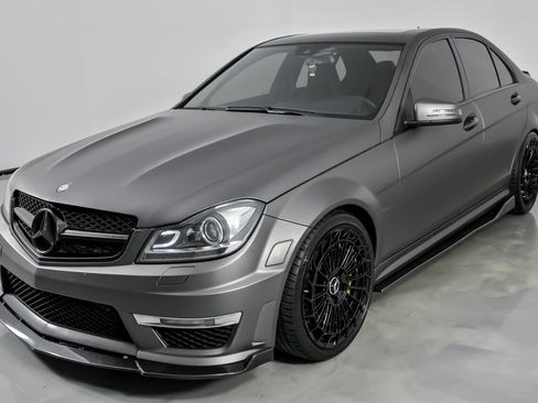 Used 2012 Mercedes-Benz C 63 AMG Sedan image 6