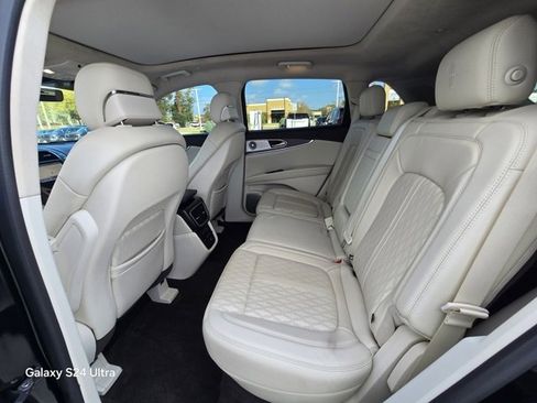 Used 2019 Lincoln Nautilus Black Label image 16