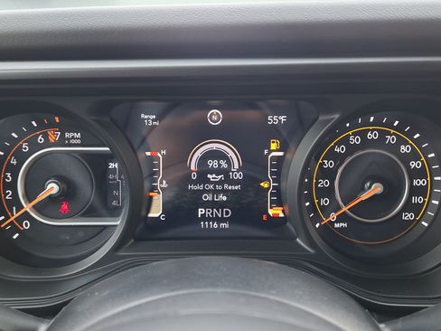 Used 2024 Jeep Gladiator Rubicon AWD/4WD image 19