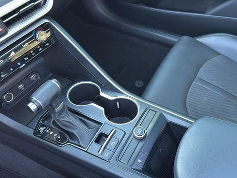 Used 2022 Kia K5 GT-Line w/ GT-Line FWD Premium Package image 18