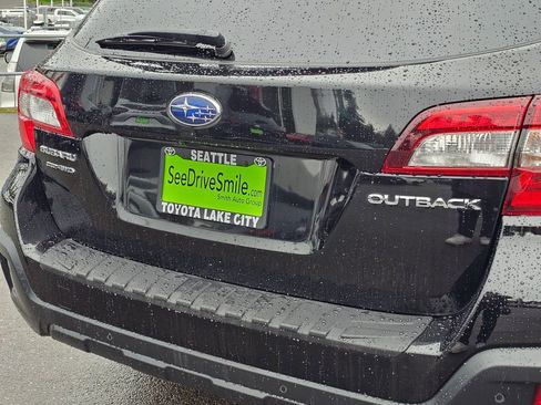Used 2019 Subaru Outback 2.5i Limited w/ Popular Package #2 image 13